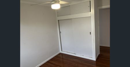 Family Living in the Heart of Zillmere - Move in Before Christmas! - Photo 4