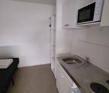 Location Appartement 1 pièce 17m² VALENCIENNES 59300 - Photo 2