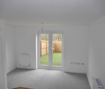 3 bedroom maisonette to rent - Photo 3