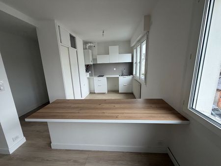 Location Appartement 3 pièces 56m² - Photo 3