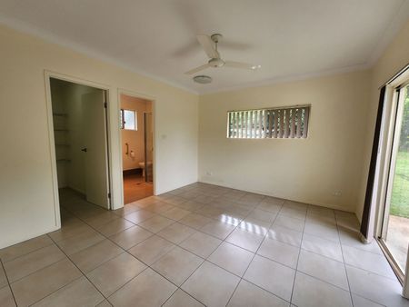 Spacious home inside & out - Photo 5