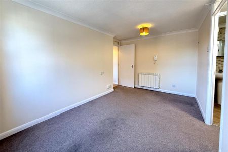 1 bedroom flat to rent - Photo 3
