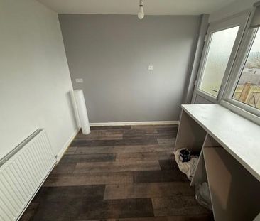 3 bedroom detached house to rent - Photo 2