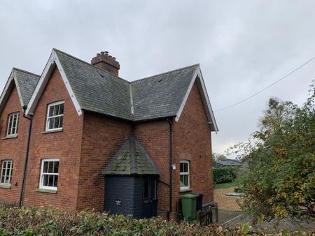 3 bedroom semi-detached house to rent - Photo 5