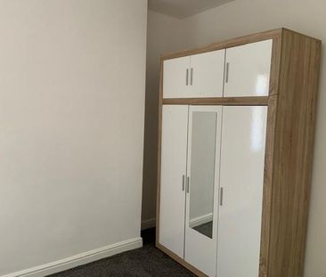 1 Bedroom Flat for Rent - Photo 1