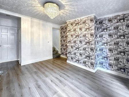 2 bedroom terraced house to rent - Photo 2