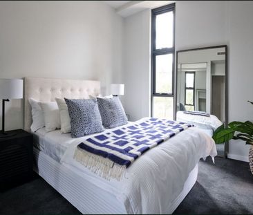 Fully Furnished Two-Bedroom Ground Floor Apartment - Photo 1