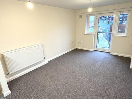 2 bedroom apartment to rent - Photo 3