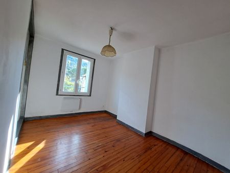 Location appartement 3 pièces, 90.00m², Couiza - Photo 3