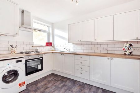 Raleigh Road, Richmond, Surrey, TW9 - Photo 2