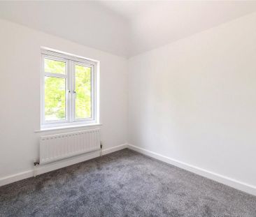 3 bedroom end of terrace house to rent - Photo 5