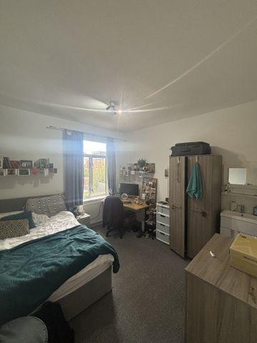 8 School Terrace - Photo 4