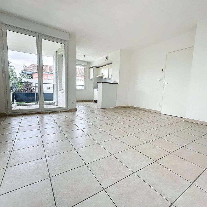 T3 – NON MEUBLE – 63m2 – BALCON – CAVE – PARKING – GARAGE – 38290 LA VERPILLERE – Réf. 2255 - Photo 1