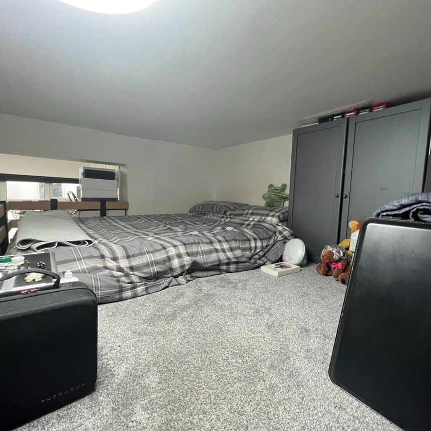 Studio Flat, Arthur Road, N7 - Photo 1