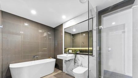 Fully Furnished Luxury 2-Bedroom Apartment in Zetland - Photo 3