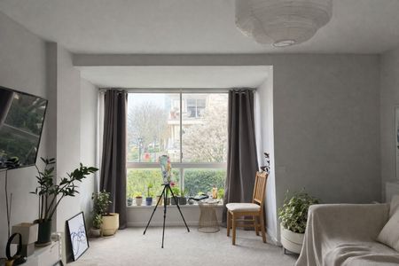Room in a Shared Flat, Vicarage Crescent, SW11 - Photo 4