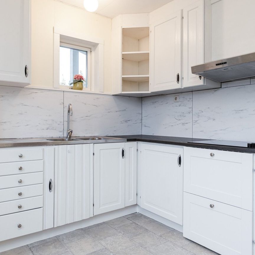 Fyrskaftsvägen, Klässbol - Foto 1