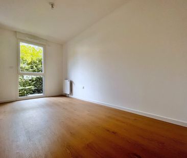 Location Appartement SAINT LOUIS 840 € CC - Photo 5