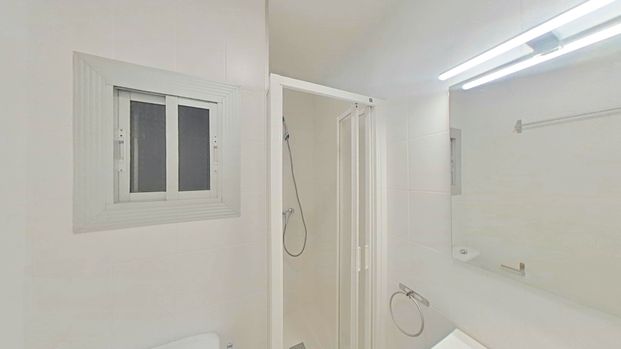 Piso de alquiler en Lloreda - Photo 1