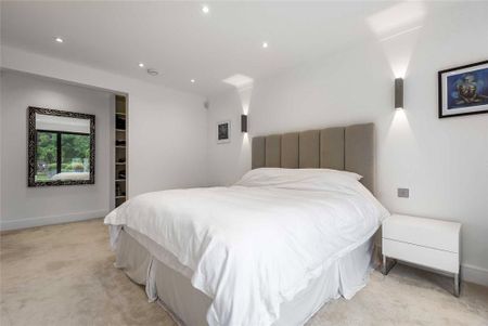 4 bedroom detached house to rent - Photo 4