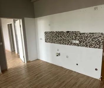 moderne, helle Atelier-Wohnung in der Nähe des Gasometer - Photo 1