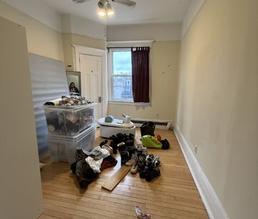 347 Elgin Street - B - Photo 4