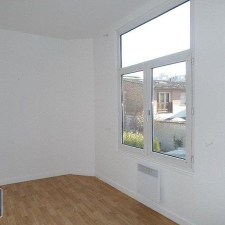 Location Appartement 2 pièces 55m² LILLE 59000 - Photo 4