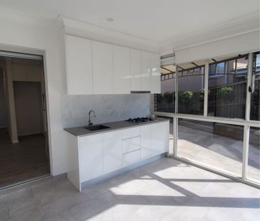 STAR QUALITY GRANNY FLAT! - Photo 1