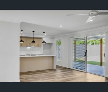 14 Mark Road, Russell Island, Qld 4184 - Photo 5