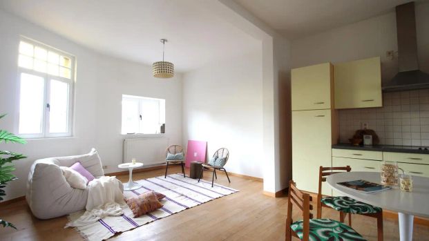 CHARMANT ART NOUVEAU APP MET TERRAS - Photo 1