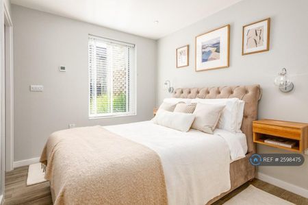 1 bedroom flat to rent - Photo 2