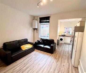 5 bedroom house share to rent - Photo 1