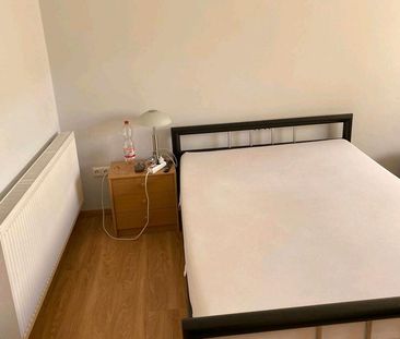 möbliertes Zimmer zu vermieten - Photo 2