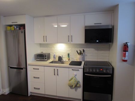 21 University Ave W, Guelph - Photo 3