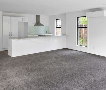 3 Bedroom Townhouse - Photo 6