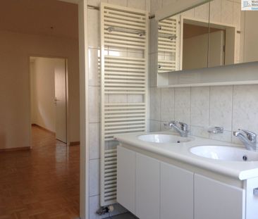 Helle Wohnung am Stadtrand von Dübendorf - Foto 1