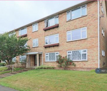 1 bedroom in a flat share to rent - Photo 5