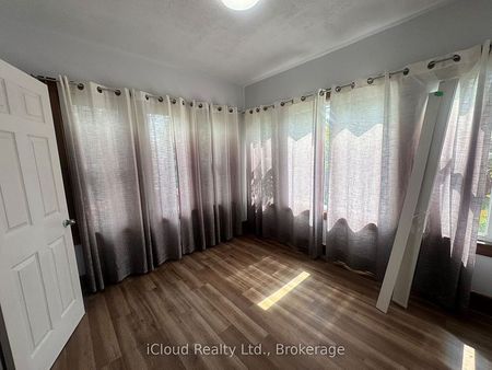 For Lease - 1395 Dougall Avenue Unit# 1, Windsor, Ontario - Photo 5