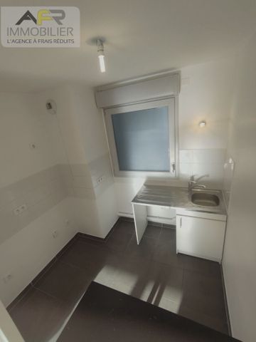 Location Appartement 2 pièces 43m² - Photo 4