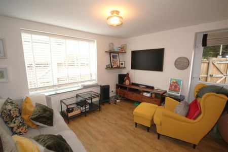 2 bedroom house to rent - Photo 3