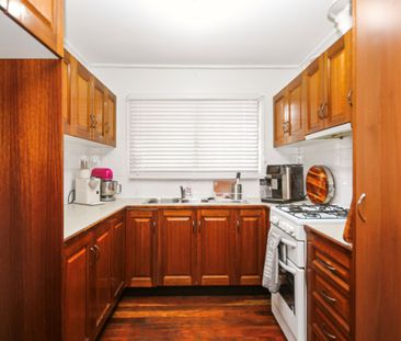 Well-Presented 3-Bedroom Home in a Convenient Location - Photo 6