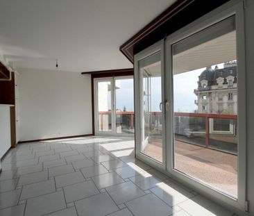 Appartement spacieux de 3.5 pièces rafraîchi avec vue lac - Photo 1