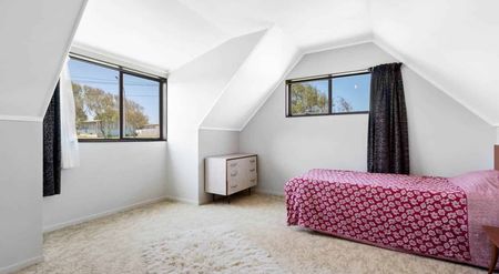 Central Family Dream: Location, Space, and Con... - Photo 5
