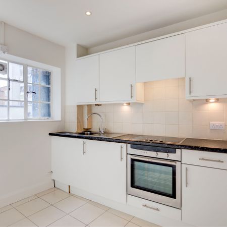 Two bedroom Two Bathroom Apartment – Fulham Road, London, SW3 6SH - Photo 3