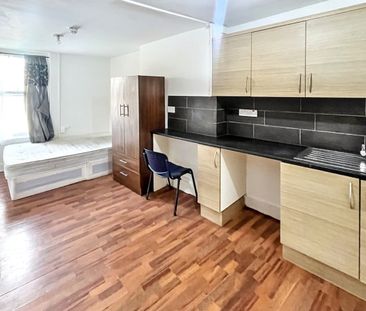 Studio Flat, Camberwell Church Street, SE5 - Photo 3