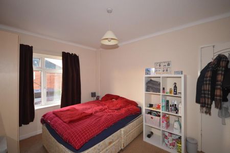 5 bedroom detached house to rent - Photo 4