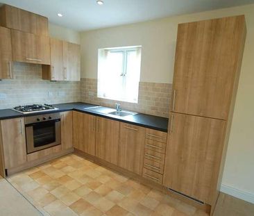 Mill Park Gardens, Mildenhall, Bury St. Edmunds, Suffolk, IP28 - Photo 5