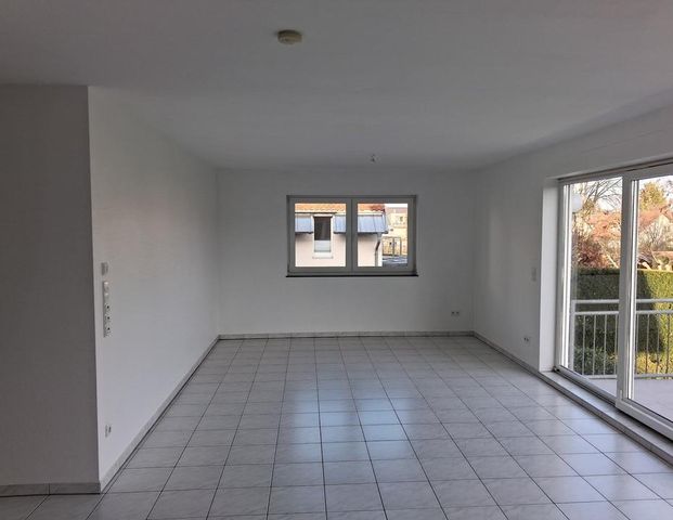 Geräumige 3,5 Zimmer Wohnung, ideal für Homeoffice, ruhige Lage - Foto 1