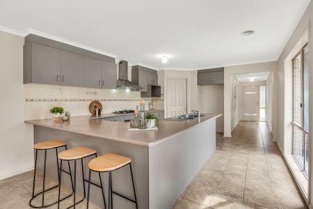 Don't miss out on this well presented home - Photo 4