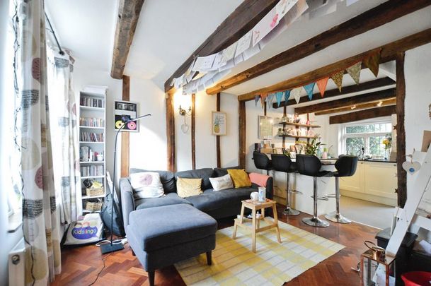 2 bedroom terraced house to rent - Photo 1